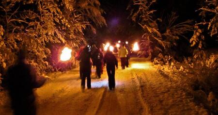 Pohod z baklami do tete Lene